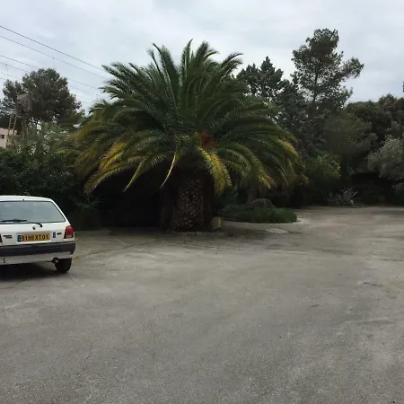 Les Orangers Apartment